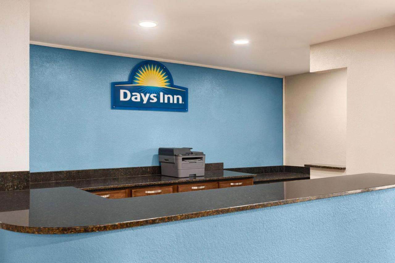 Days Inn By Wyndham Demopolis Εξωτερικό φωτογραφία