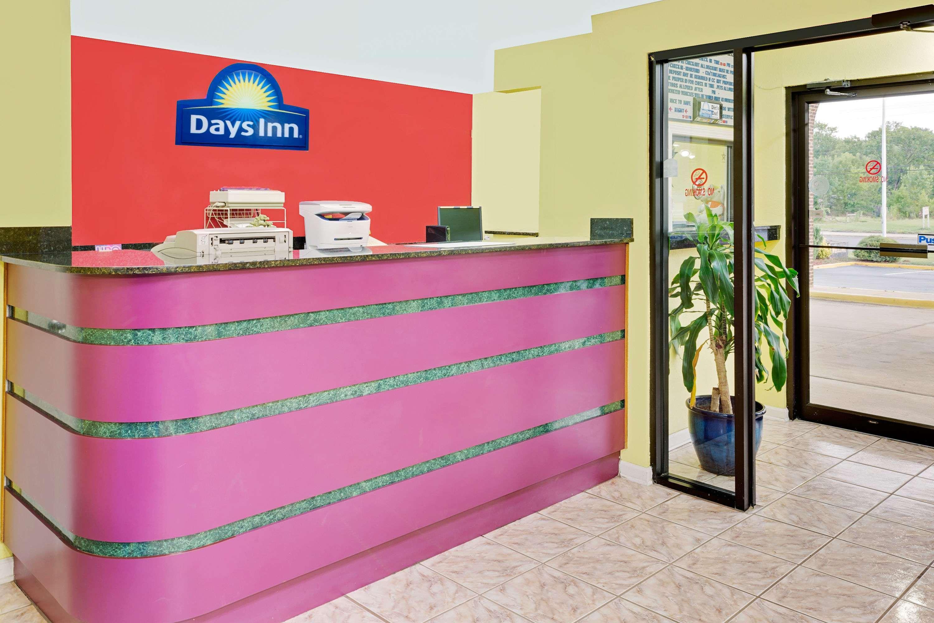 Days Inn By Wyndham Demopolis Εξωτερικό φωτογραφία